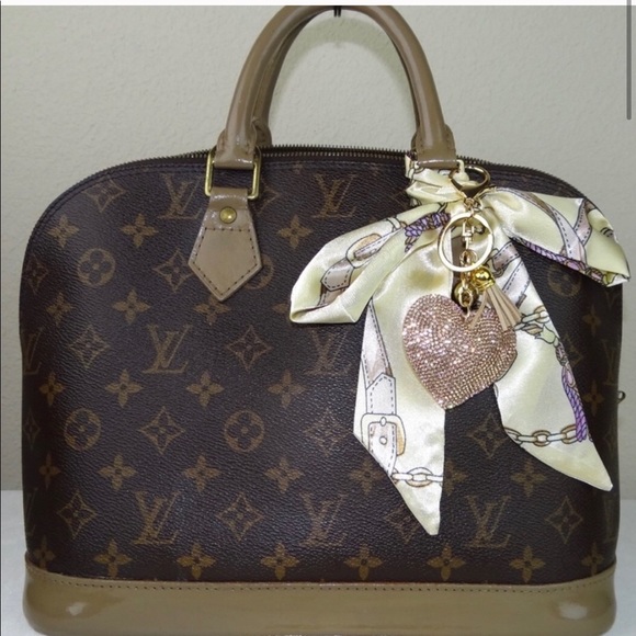 Louis Vuitton Alma PM ( REPOSH ) - Picture 2 of 11